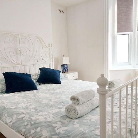 Cosy Central Canterbury - Modern Victorian Exteriör bild